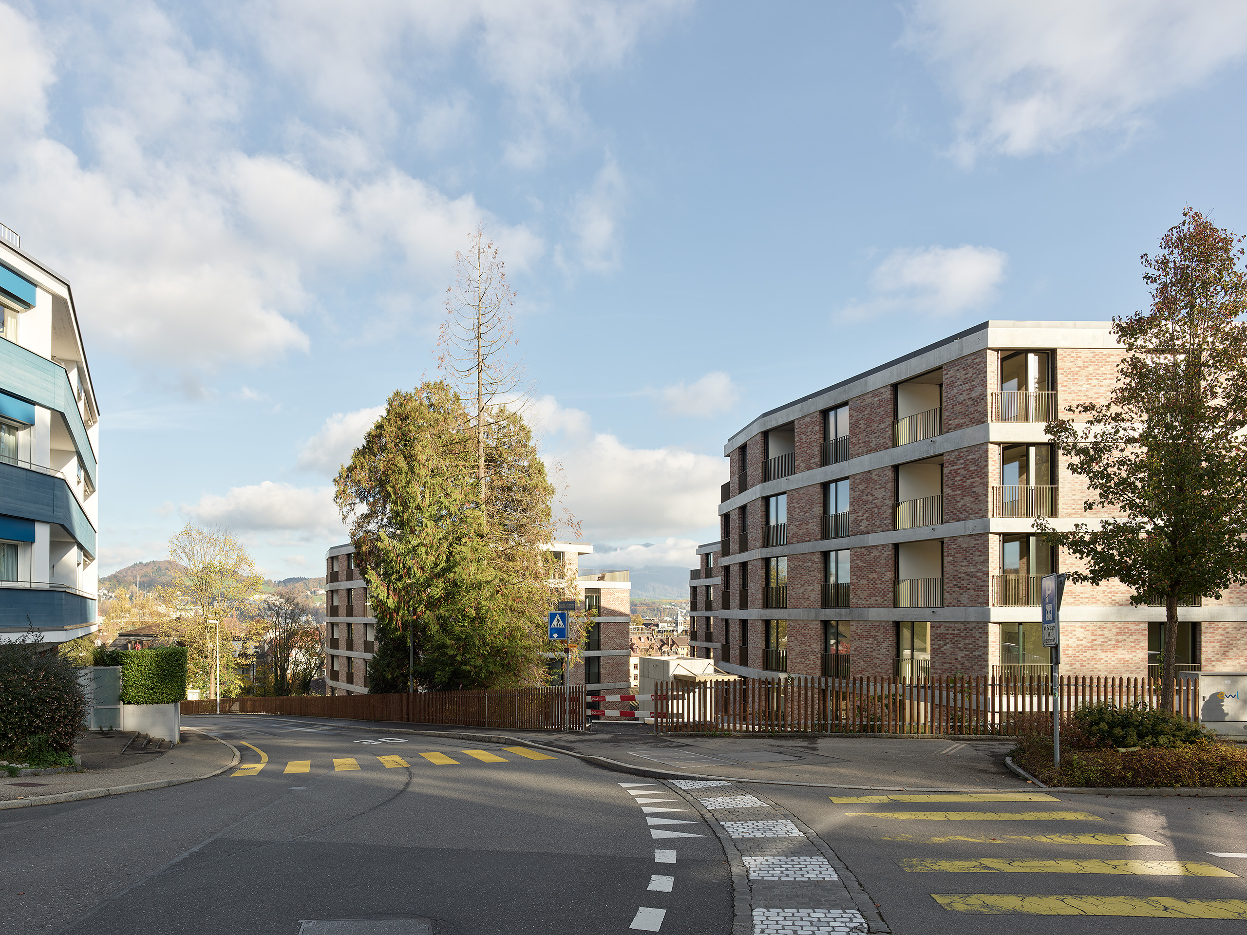 Meletta Strebel Architekten  · Alters- und Pflegewohnungen Elisabethenpark · Luzern · Aufnahmen 10.2022